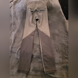 Vuori Creme & Grey Women's Workout Pants